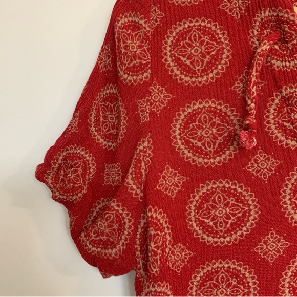 BRANDY MELVILLE BOHO PAISLEY CROP TOP - Picture 2 of 6